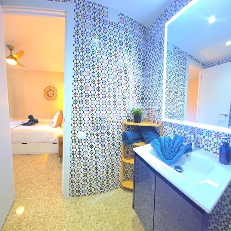 Seaview Retreat Torremolinos City Center, with pool and amazing views BY NAMASTE ELITE - Apartamento de 1 dormitorio - 59