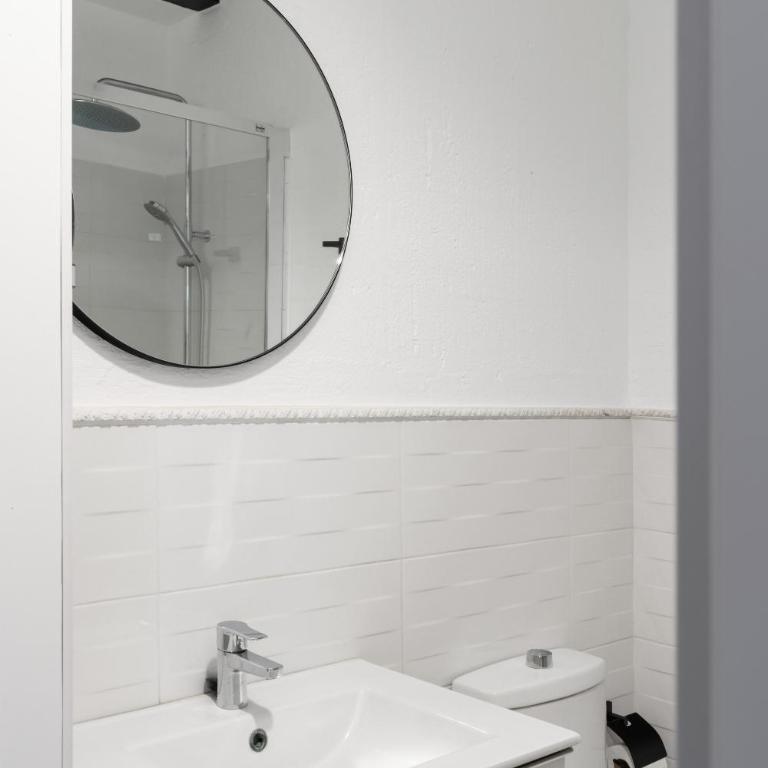 Limehome Almeria Hernan Cortes - Apartamento de 1 dormitorio con terraza - 3