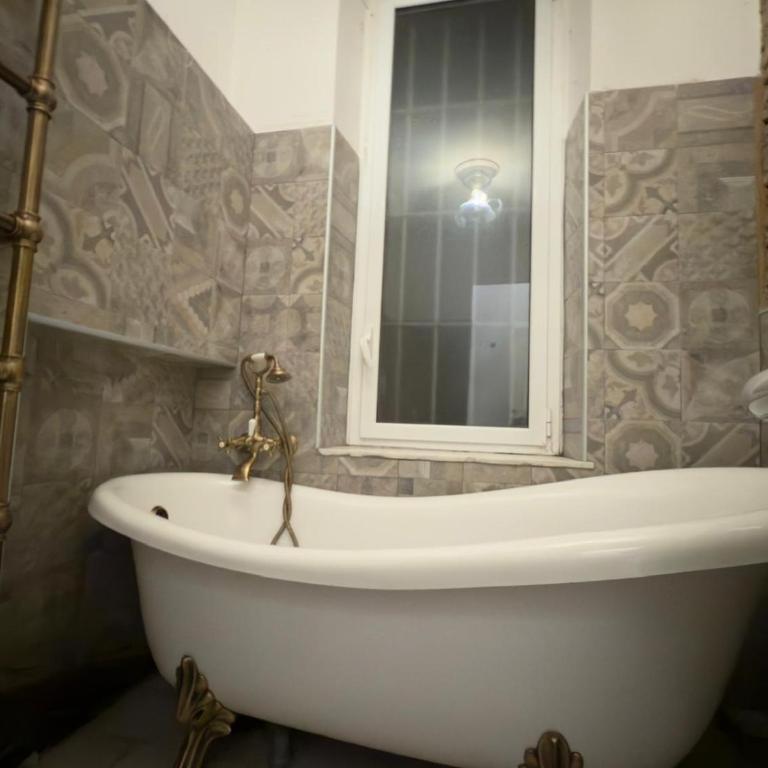 Rome Piazza di Spagna Guesthouse - Camera Quadrupla Luxury - 6