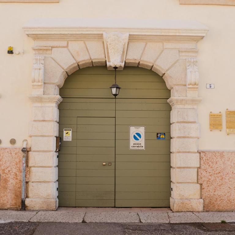 Loft Artigliere Centro Verona 120mq 4 rooms - Three-Bedroom Apartment - 42