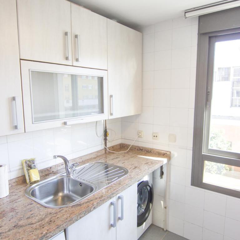 RentalSevilla Concejal Alberto Jiménez-Becerril - Apartamento de 2 dormitorios - 12