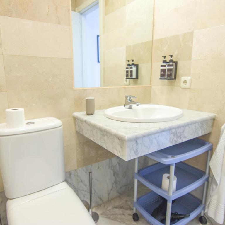 RentalSevilla Concejal Alberto Jiménez-Becerril - Apartamento de 2 dormitorios - 17