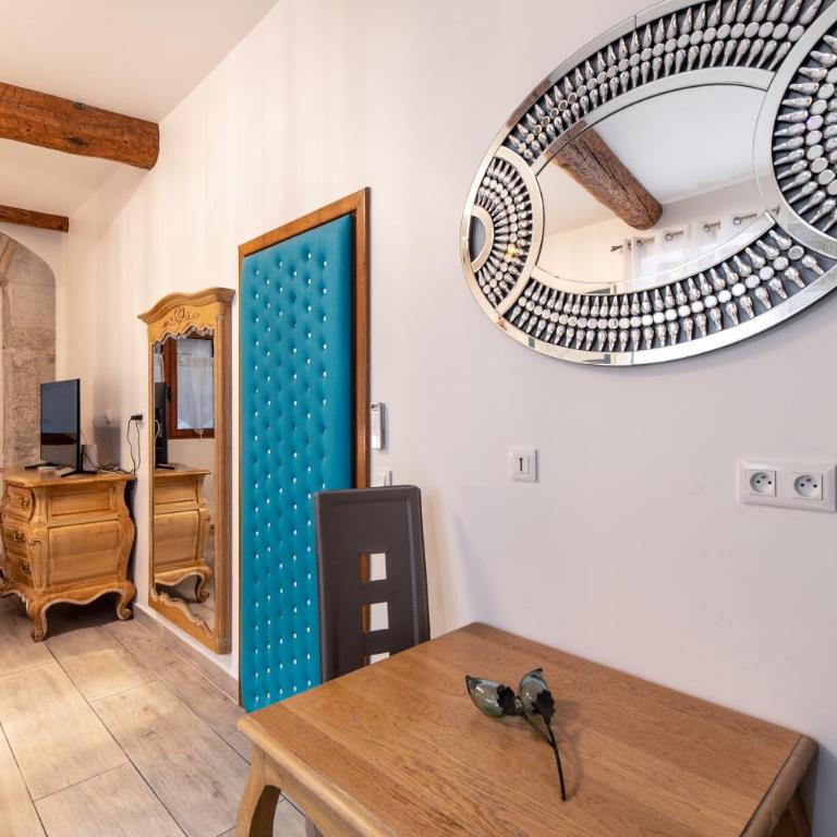 Chambre du Puits du Couvent - Chambre Familiale avec Baignoire - 5