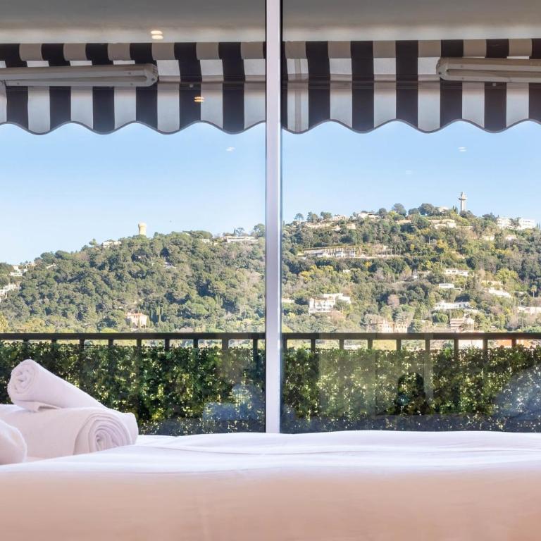 Luxury 2-Br Apartment with Sea View Cannes - Appartement - 31