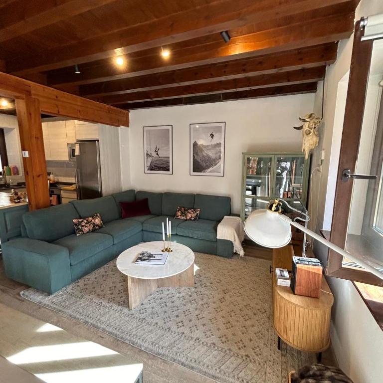 Chalet con encanto Jardín y Parking Privado - Chalet de 3 dormitorios - 11