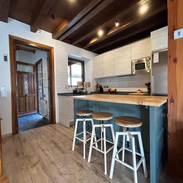 Chalet con encanto Jardín y Parking Privado - Chalet de 3 dormitorios - 10