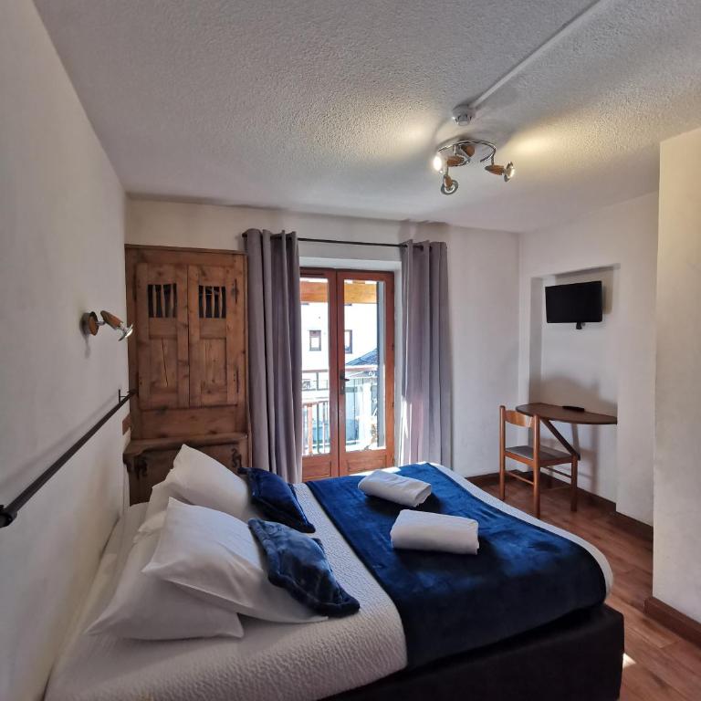Hôtel Restaurant Angival - Chambres et Appartement - Chambre Double avec Salle de Bains Privative - 4