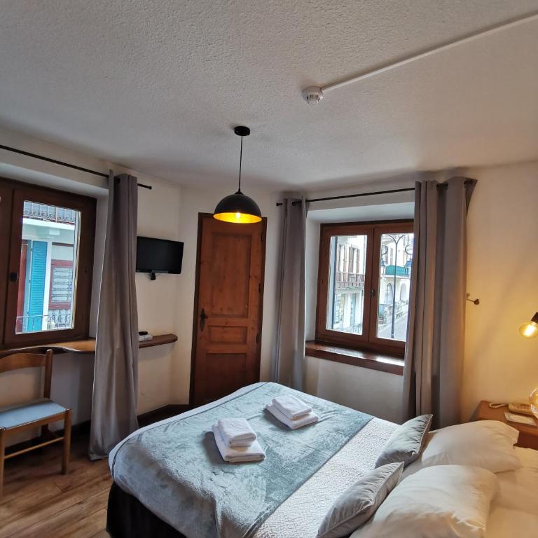 Hôtel Restaurant Angival - Chambres et Appartement - Chambre Double avec Salle de Bains Privative - 1