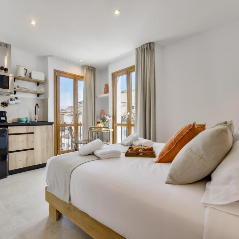 MIMAR ALTEA ROOMS - Recomendado para adultos - Habitación con cama grande y balcón - 3