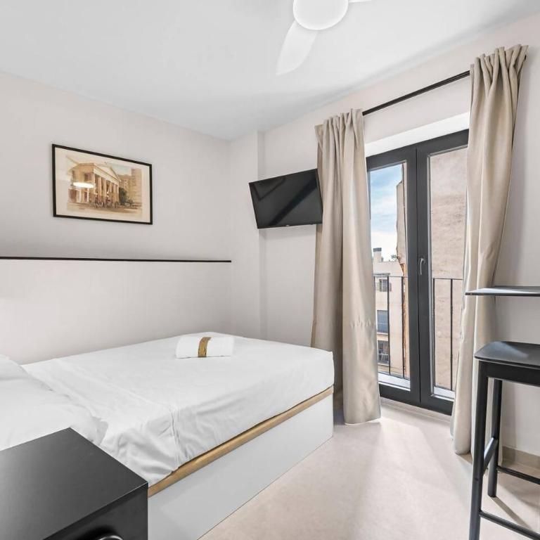 LovelyLoft Toledo 1 - One-Bedroom Apartment - 3
