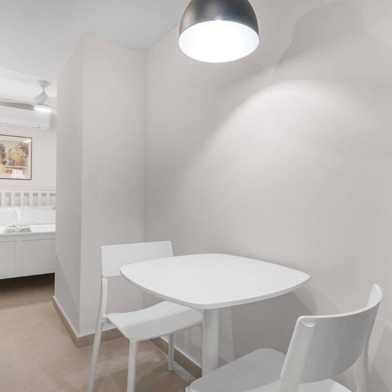 LovelyLoft Toledo Casa Completa - Four-Bedroom House - 28