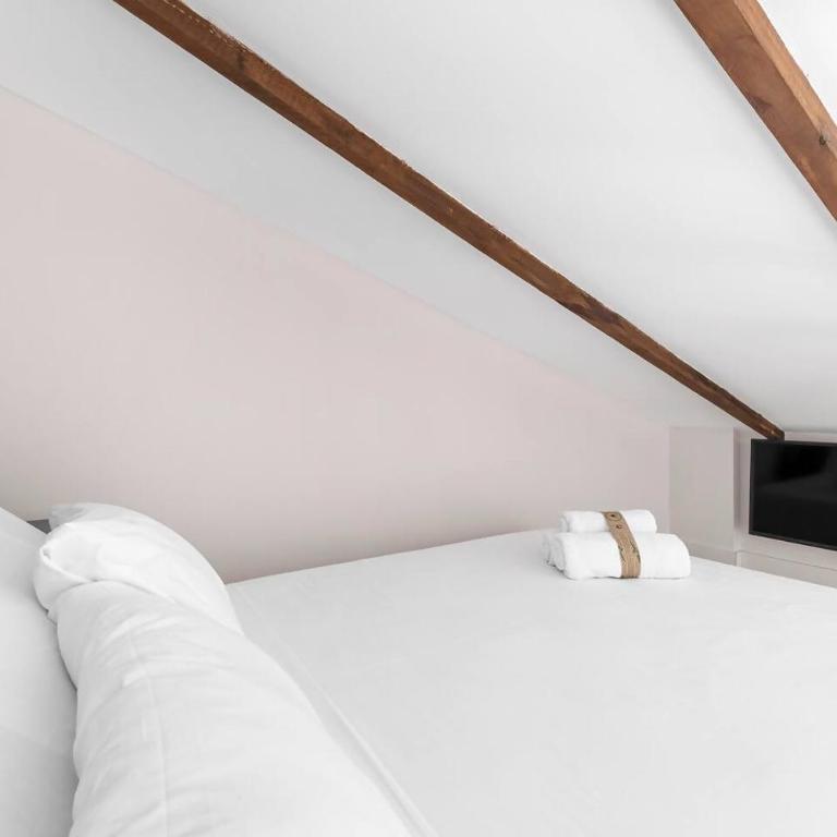 LovelyLoft Toledo Casa Completa - Four-Bedroom House - 35