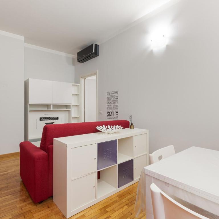 GuestHost - M3 Lodi Trendy Red Apartment - Appartamento con 1 Camera da Letto - 11