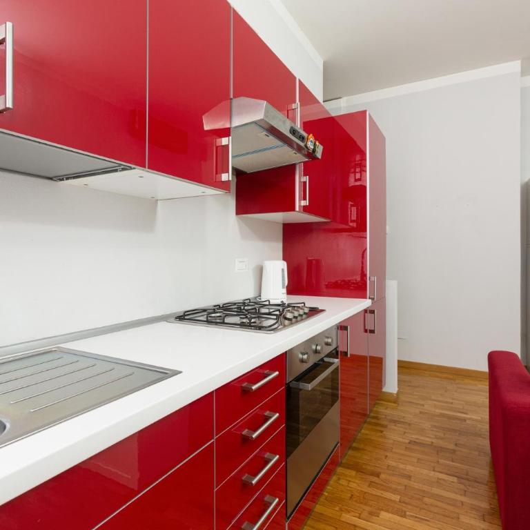 GuestHost - M3 Lodi Trendy Red Apartment - Appartamento con 1 Camera da Letto - 13