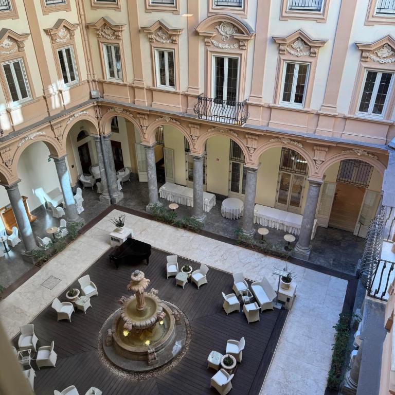 Grand Hotel Piazza Borsa - Camera Economy Doppia con Letti Singoli - 4