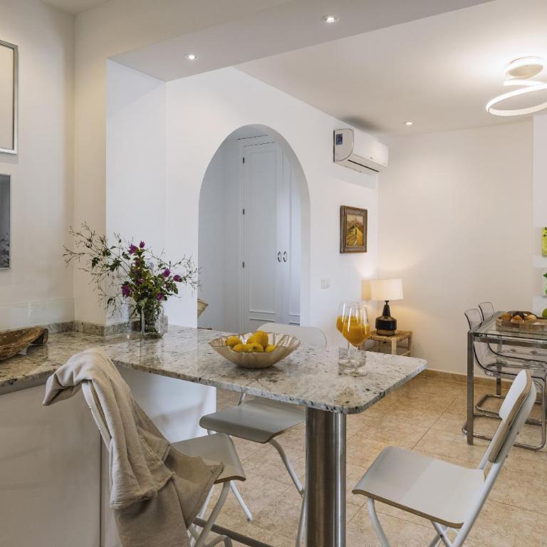 Terraza Salonica - Apartamento Premium de 3 dormitorios con balcón - 10