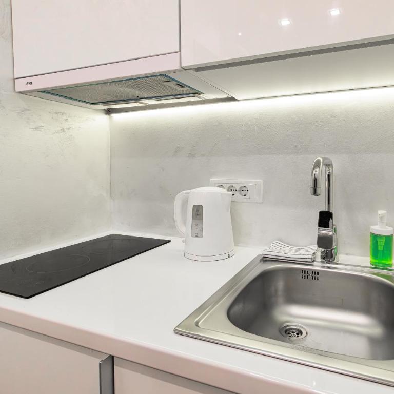 White Apartments - Studio Apartman - 4