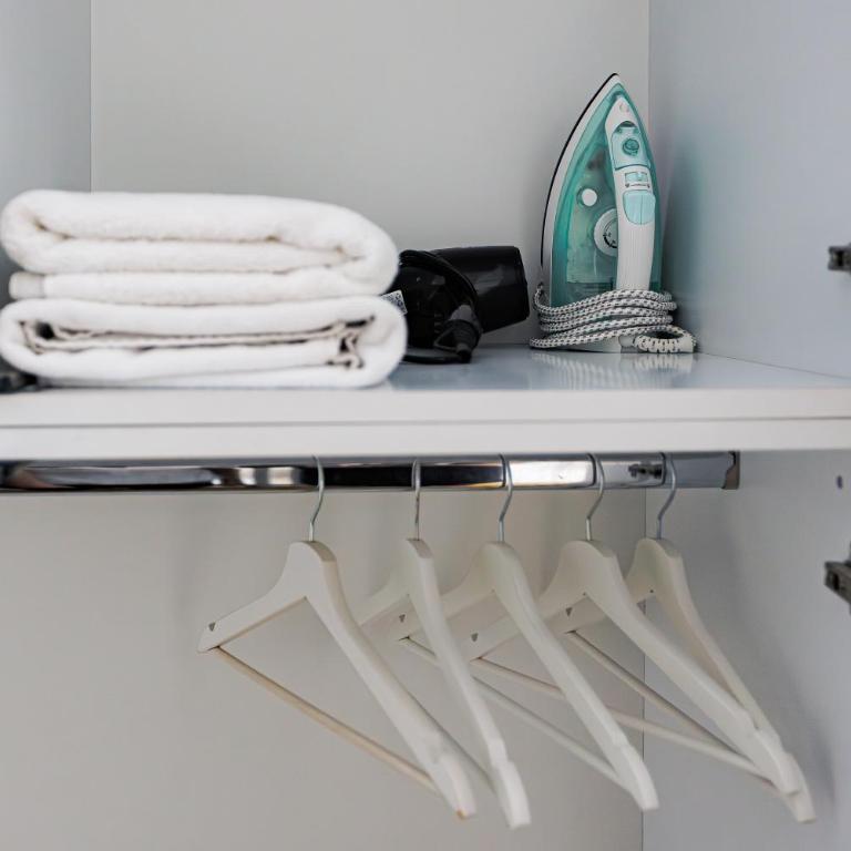 White Apartments - Studio Apartman - 2