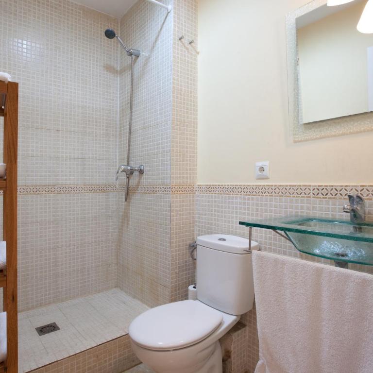 Gothic - Ramblas Apartments - Two-Bedroom Apartment with Balcony - 7