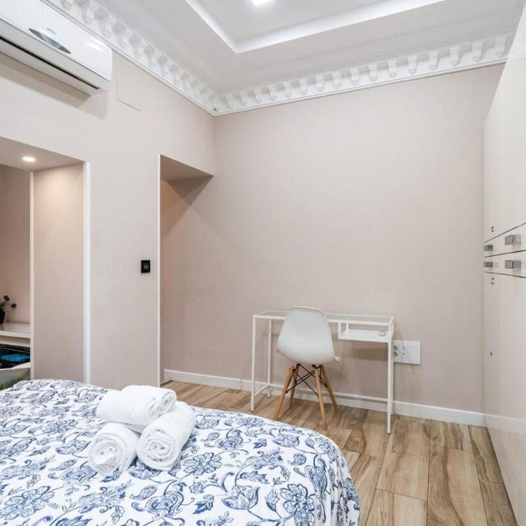 Modern studio near Gran Vía and key places - Reloj I - One-Bedroom Apartment - 12