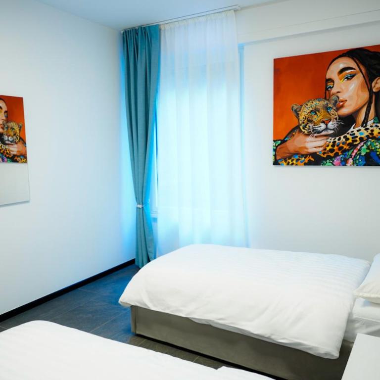 Elite Apartment - Two-Bedroom Apartment with Garden View - 25