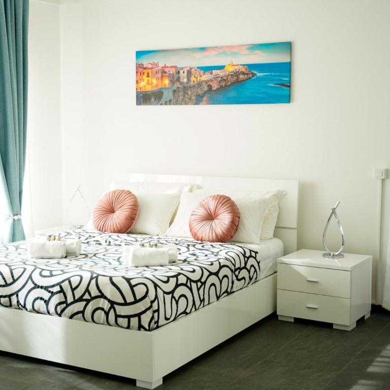Elite Apartment - Two-Bedroom Apartment with Garden View - 29