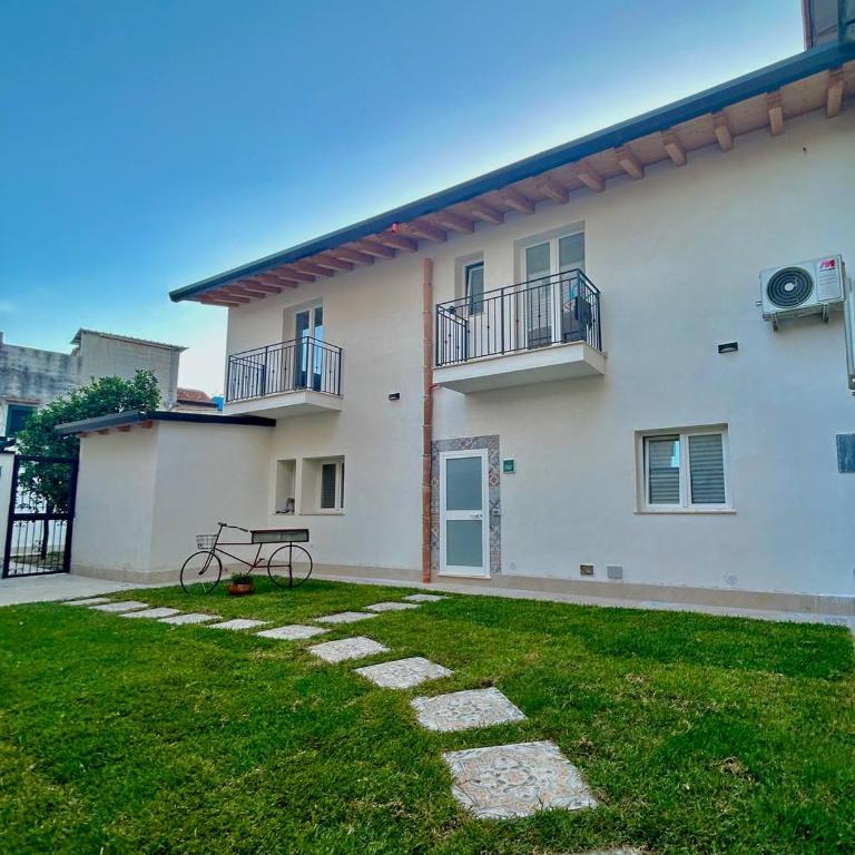 Le Piccole Duse in giardino - One-Bedroom House - 1