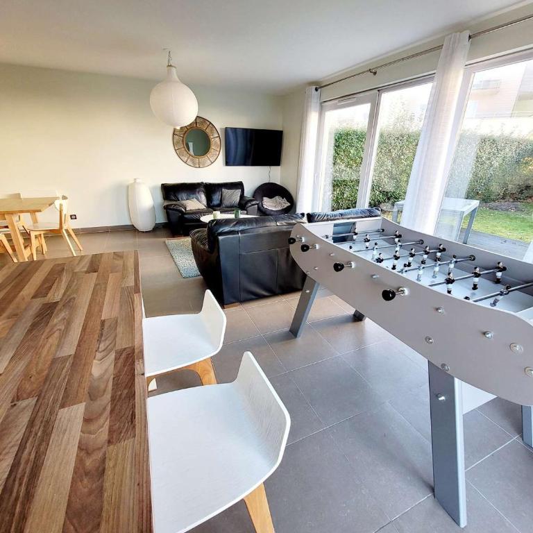 Villa moderne 3 chambres avec jardin, WiFi et parking, proche plage - FR-1-675-44 - Villa - 1