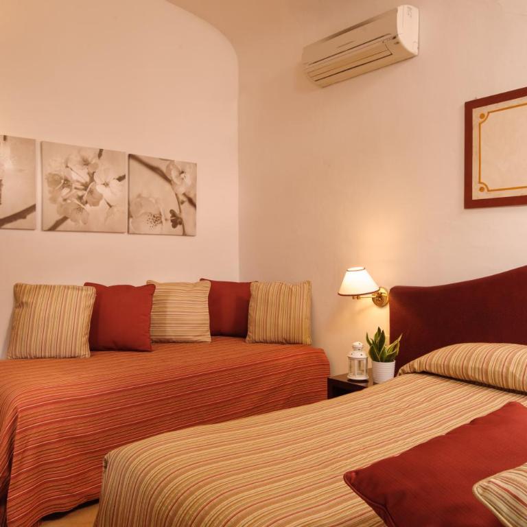 Hotel Cardinal of Florence - recommended for ages 25 to 55 - Camera Matrimoniale Superior con Vasca - 1