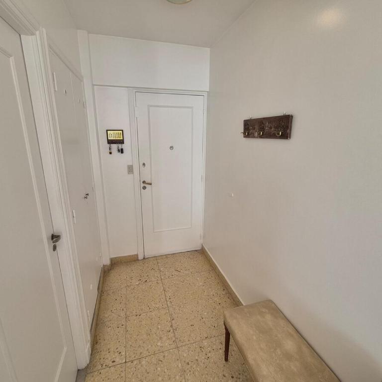 Deslumbrante vista al Mar, 8vo piso, Playa Grande con garage - Apartamento de 2 dormitorios con vistas al mar - 31