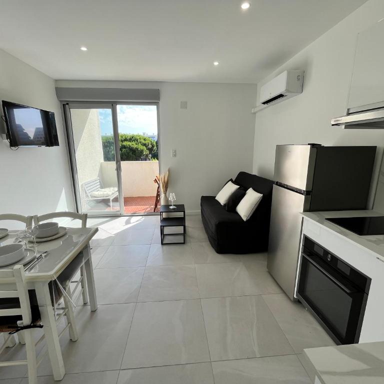 La Grande Motte - centre ville - 2 min de la plage - One-Bedroom Apartment - 1