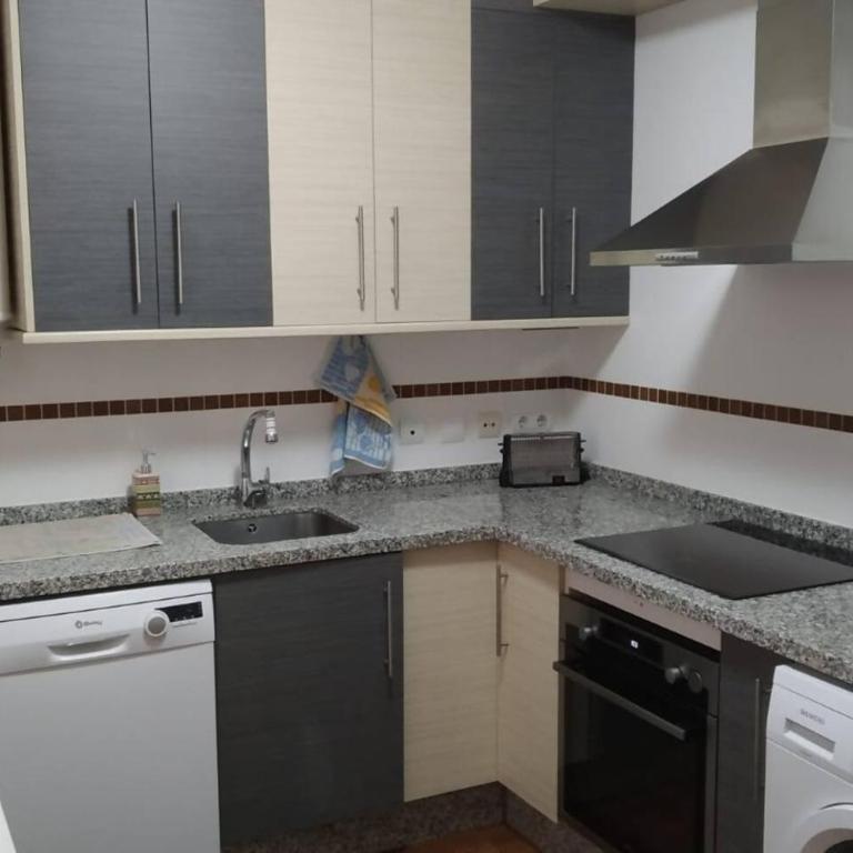 Fastástico 1-4 Huesped Torre del Mar 2 Dorm - Apartamento de 2 dormitorios - 14