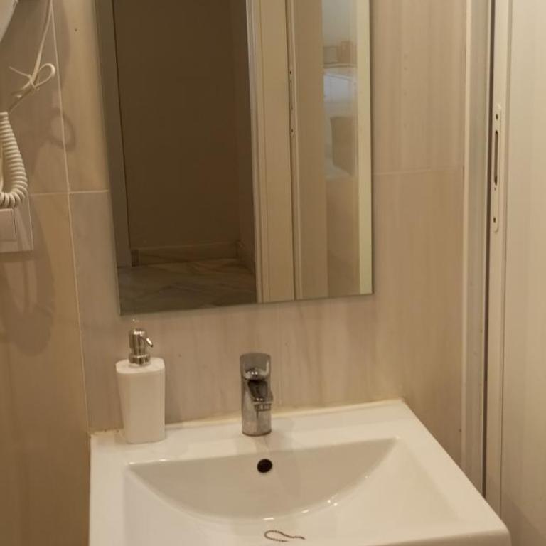 Apartamentos PADRE LUIS - One-Bedroom Apartment - 9