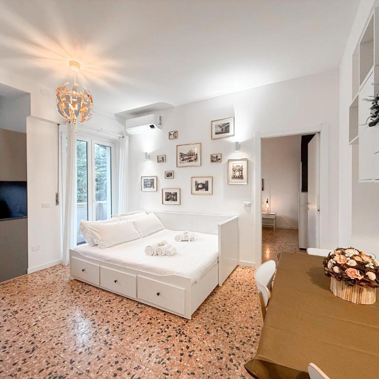 Free Park, 100m from SAN SIRO, Derby Apartment - Appartamento con 1 Camera da Letto e Balcone - 14