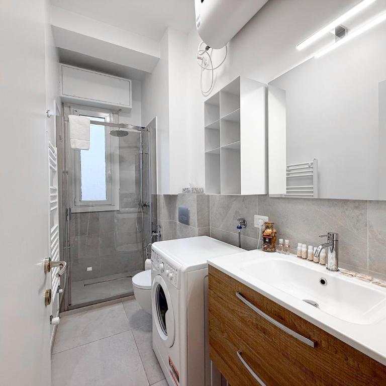 Free Park, 100m from SAN SIRO, Derby Apartment - Appartamento con 1 Camera da Letto e Balcone - 13