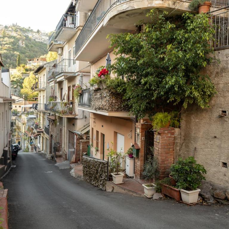CASA DEL PRESIDENTE - Appartamento con 2 Camere da Letto - 40