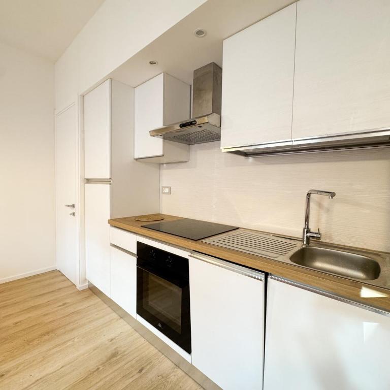 Kalma Lux - Via Sardegna - Appartamento Deluxe con 2 Camere da Letto - 4
