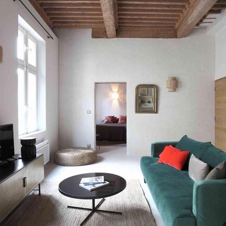 Appartement de Caractère avec Cachet Unique à Uzès - Appartement 2 Chambres - 5