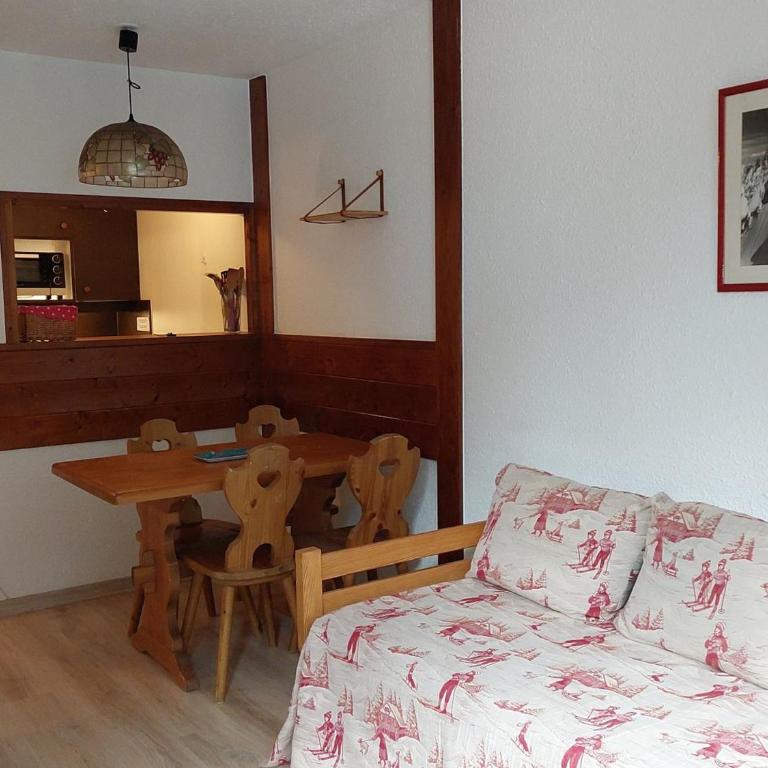 Charmant 2 Pièces Chamonix, 4 Pers, Animaux Ok, Parking - FR-1-517-18 - Appartement (4 Adultes) - 6