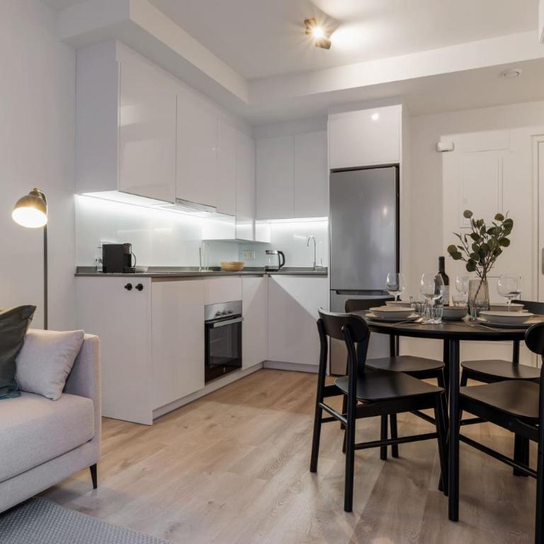 ViVi Homes - Anemona , Beach , Balcony, Centre - Apartamento con balcón - 15