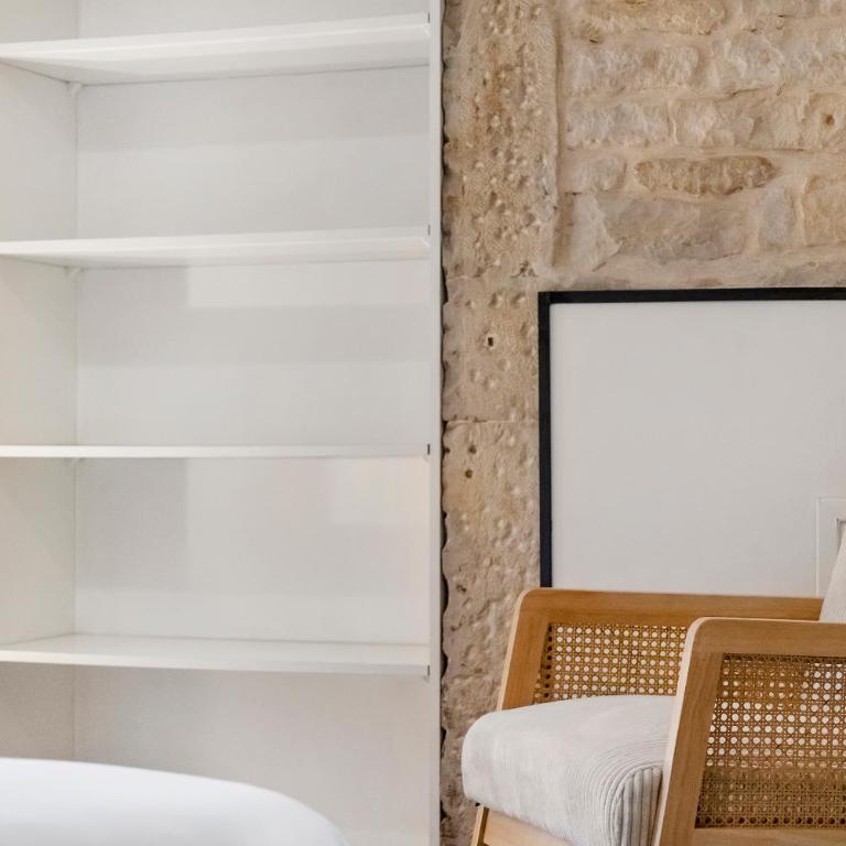 Oenosuite - Charme & Vin en hyper-centre - Appartement 1 Chambre Deluxe - 20