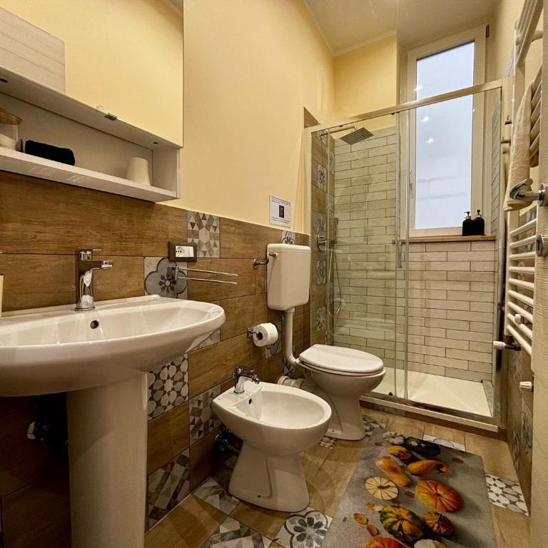 D'Aragona Guest House - Deluxe King Room - 20