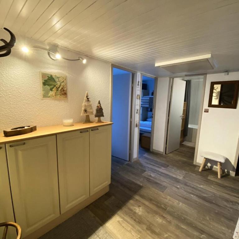 Résidence Les Gemeaux I - Nouveauté 3 pièces centre du village MAE-2614 - Apartment - 14