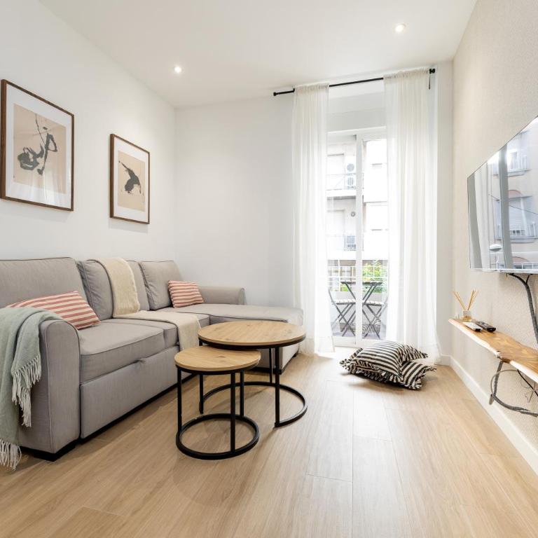 Apartamentos en el corazón de Granada - Three-Bedroom Apartment - 1
