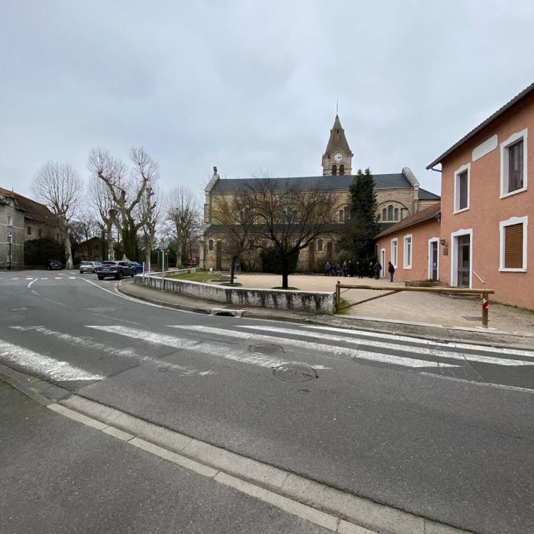 Cosy Home avec Spa - Proximité airport, CNPE, Eurexpo, Groupama Stadium, LYON - Appartement 2 Chambres - 32