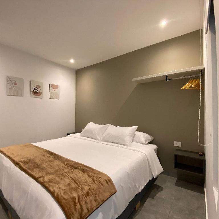 96K Premium Suite - Habitaciones Cerca al Aeropuerto en Bogotá - Suite con cama extragrande - 6