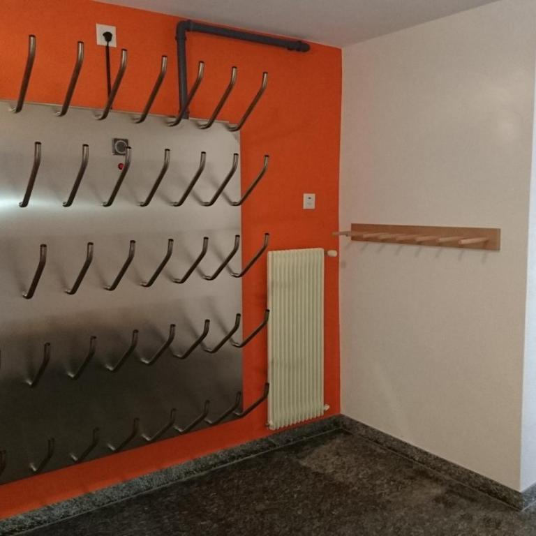 Apartments Alpenfirn Saas-Fee - Apartment mit 2 Schlafzimmern und Dusche - Erdgeschoss - 11