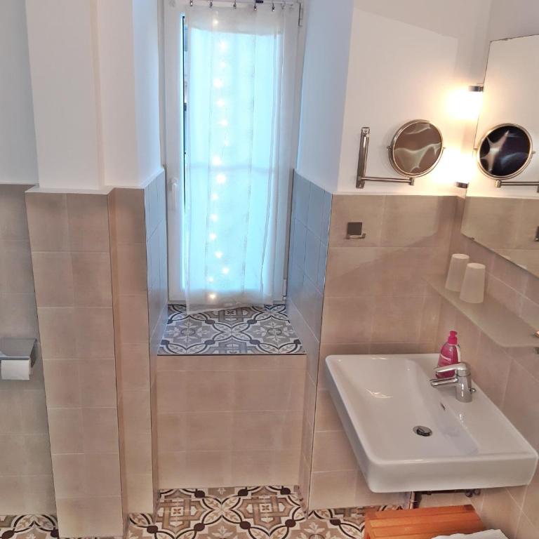 Kristall, Doppelzimmer mit Balkon in Toplage, Zentrum - Doppelzimmer mit Balkon - 17