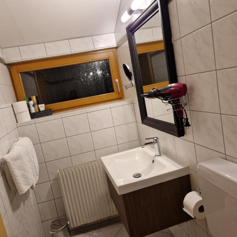 Berggasthof Karlbauer - Classic Vierbettzimmer - 1