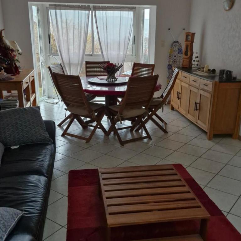 Gîte spacieux et lumineux proche centre ville - Maison 2 Chambres - 3